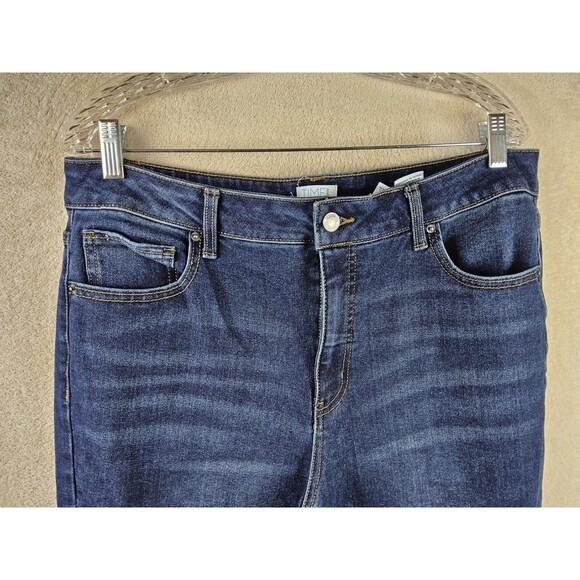Time And Tru Women's Slit Bottom Denim Jeans Size 14 Regular - Picture 3 of 4